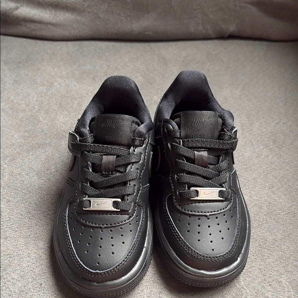 Black Sneakers Air Force 1